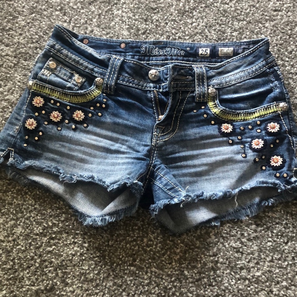 Miss Me Shorts